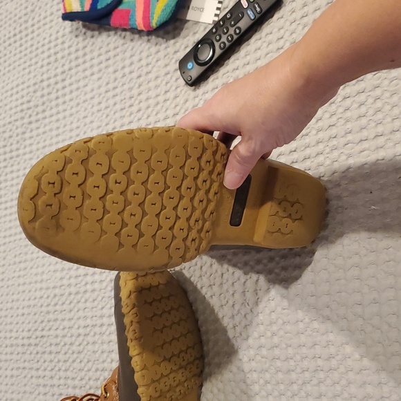 L.L. Bean Tan & Brown Rain/Snow Boots/Sturdy Sole & Comfortable (30) - Picture 6 of 10